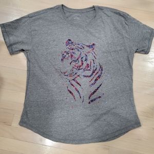 Anthropologie Grey Tiger Tshirt Medium